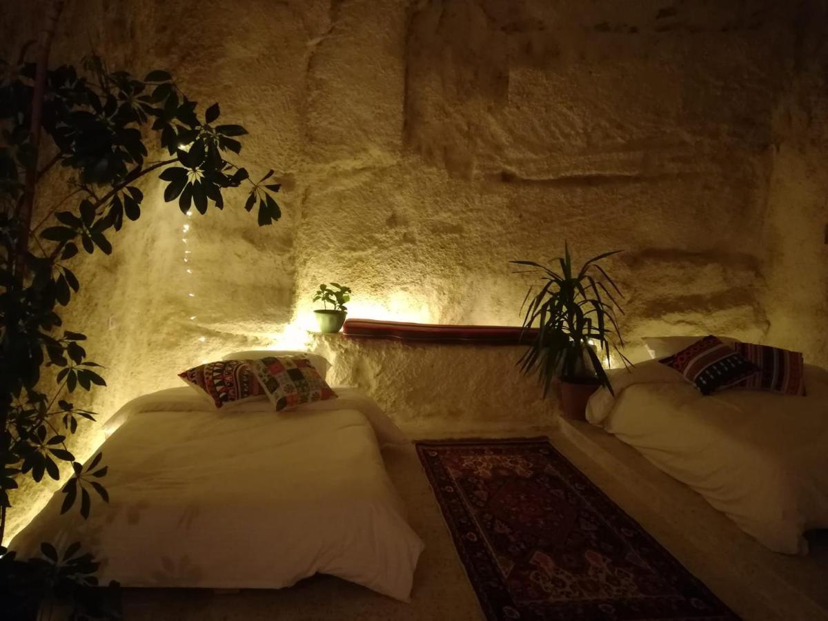 7 Caves Hotel Al Jāyah Exteriér fotografie