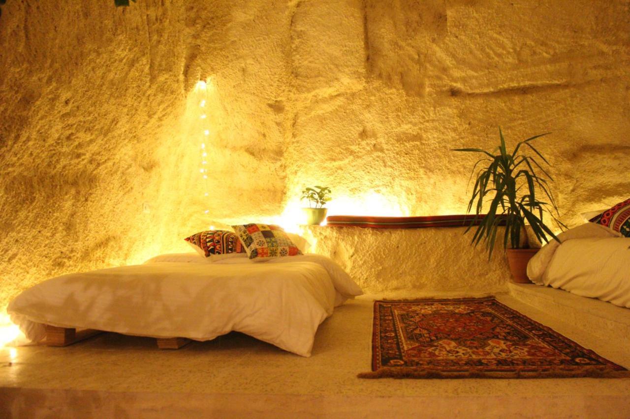 7 Caves Hotel Al Jāyah Exteriér fotografie